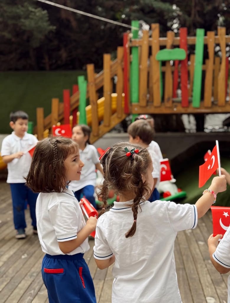 Siz de Ailemize Katılın