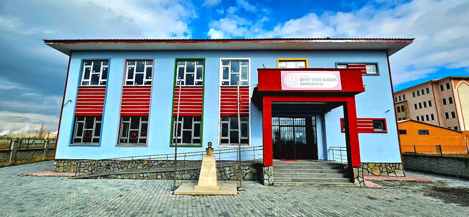 ŞEHİT ENİS BUDAK ANAOKULU