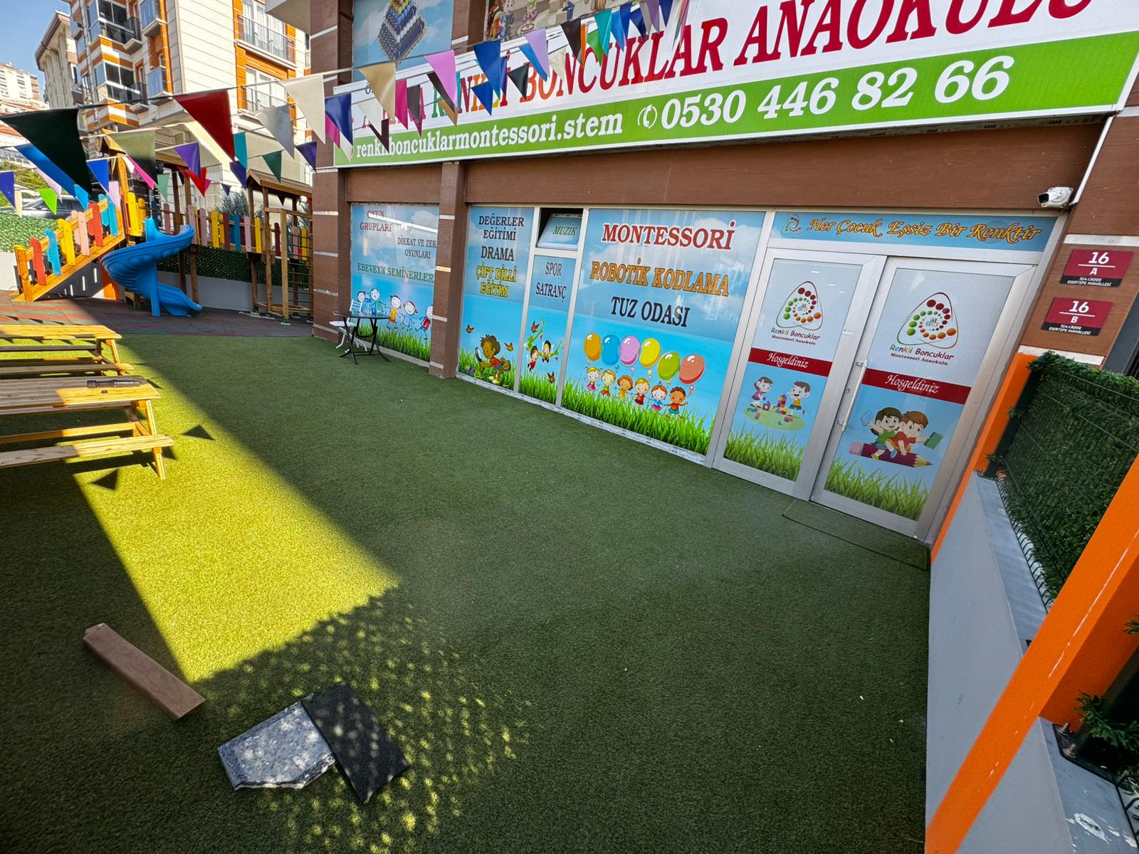 ÖZEL RENKLİ BONCUKLAR MONTESSORİ ANAOKULU