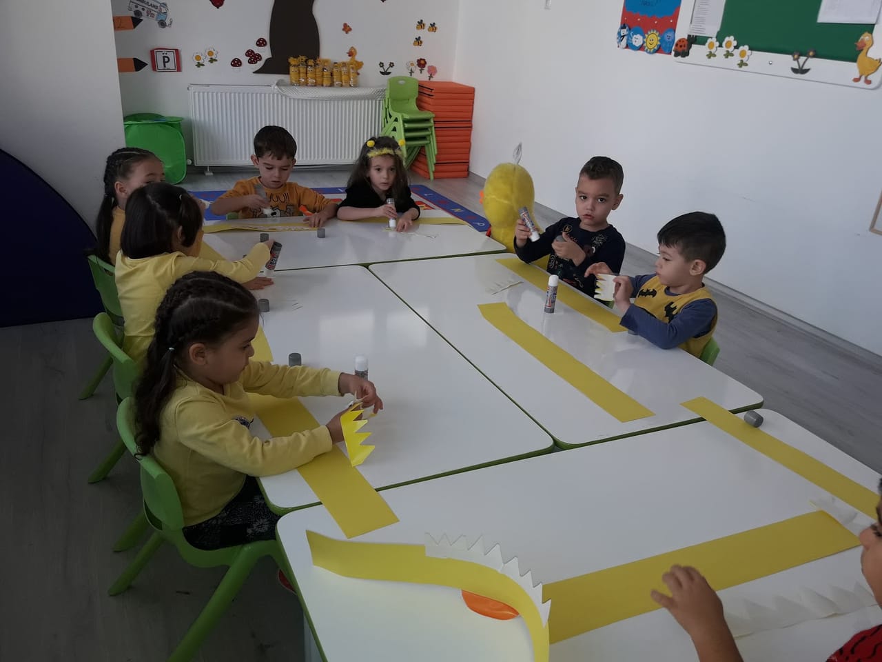 DÖRT MEVSİM ANNE KUCAĞI GÜNDÜZ BAKIMEVİ