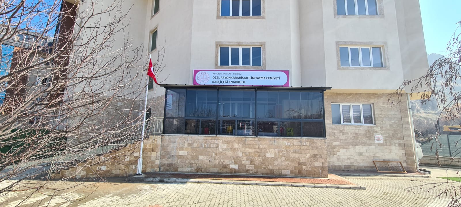 Özel Afyonkarahisar İlim Yayma Cemiyeti Karçiçeği Anaokulu
