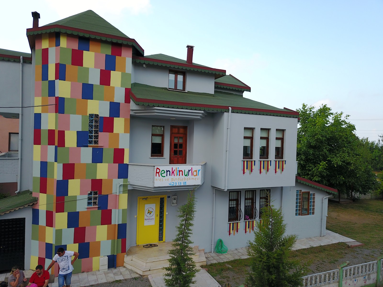 Renklinurlar Kreş ve Gündüz Bakımevi