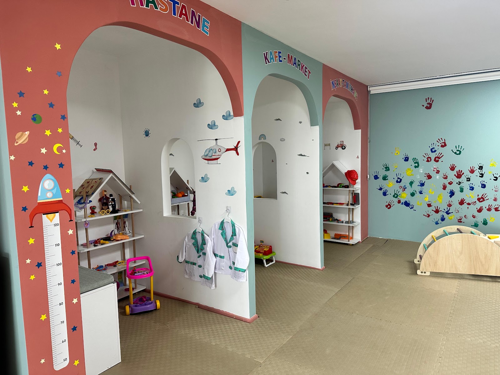 Kids Masallar Diyarı Çocuk Oyun Alanı